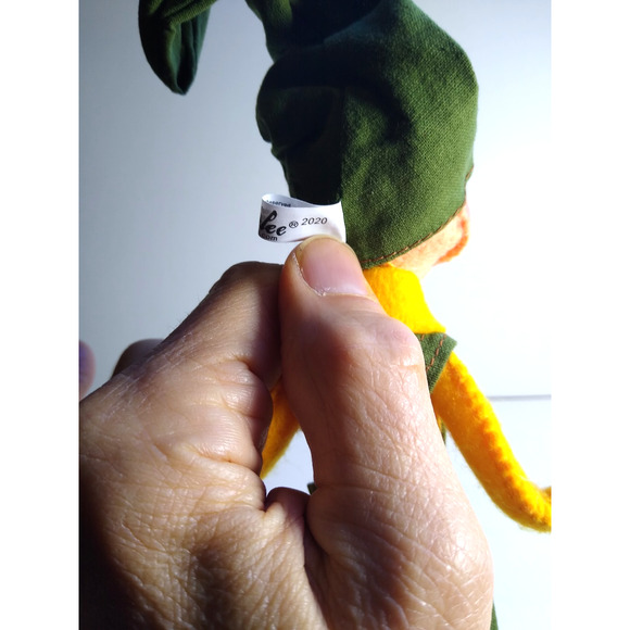 Annalee Elf Figurine Green Hat Yellow Outfit 10" Tall Fabric Holiday With Stand - Picture 4 of 4